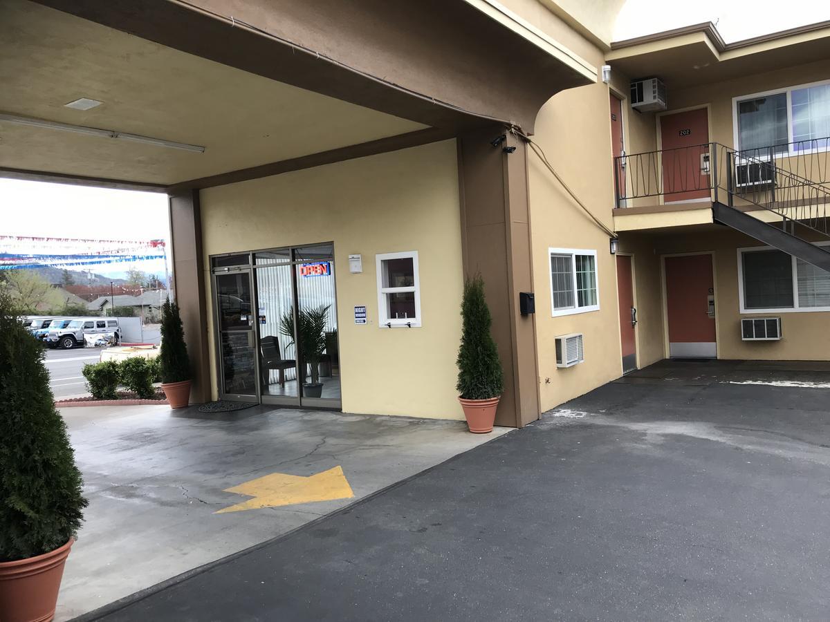 Sunset Inn 그란츠 패스 외부 사진